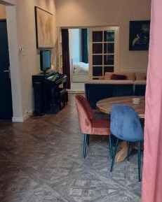 One-Bedroom Apartment with Garden View