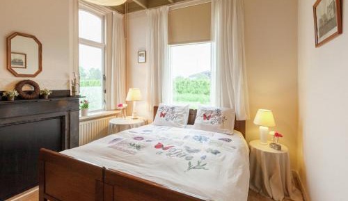 One-Bedroom Holiday Home