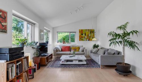 Four-Bedroom Holiday Home