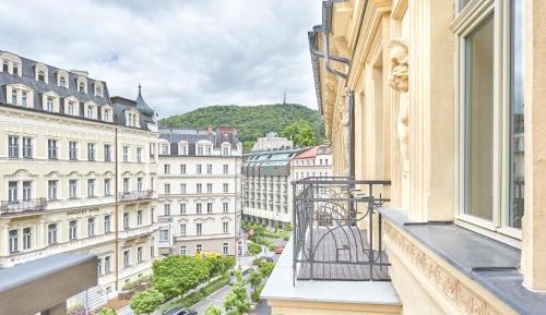 Double Room with Balcony and Wellness Access