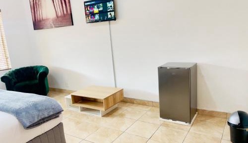 Double or Twin Room with Shared Bathroom