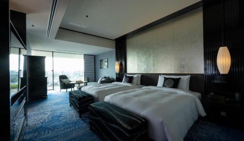 Luxury City View King