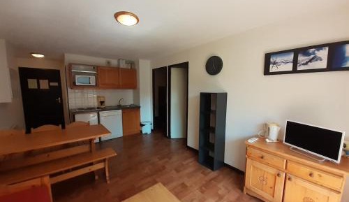 Apartment (6 Adults)