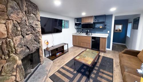 One-Bedroom Bungalow