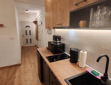 One-Bedroom Apartment with Balcony