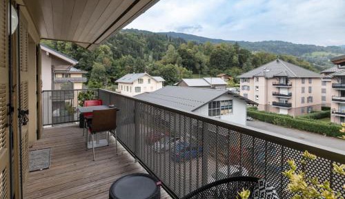 Superior One-Bedroom Apartment with Balcony