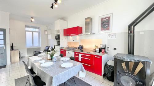 Standard Double Room with Shared Bathroom