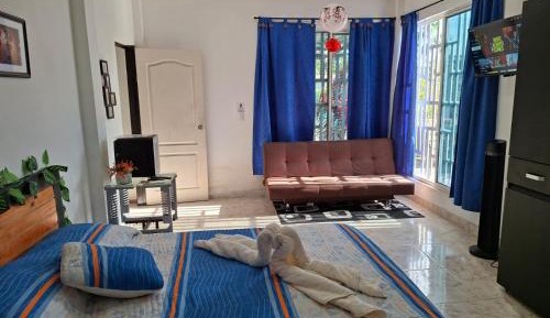 Queen Suite with Pool View