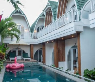 Double Room with Pool View