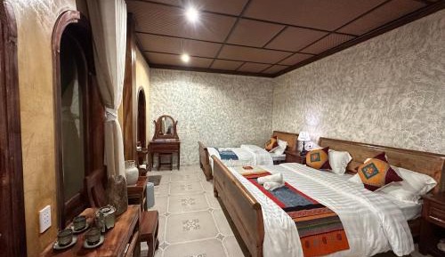 Triple Room with Mountain View