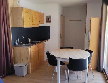 Studio Apartment