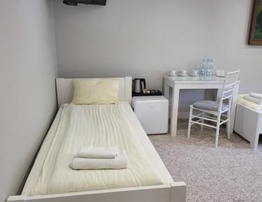 Comfort Triple Room with Shower