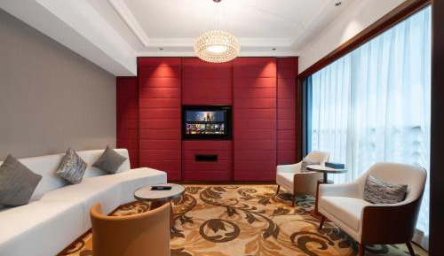 Ocean Superior Business suite room