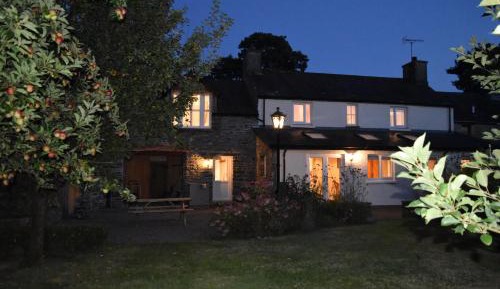 Four-Bedroom Holiday Home