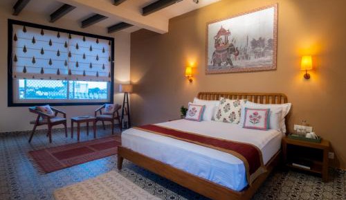 Deluxe King Room