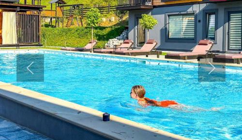 Double Room with Pool View
