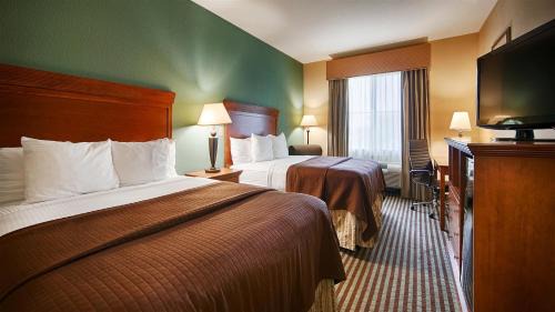 Queen Room with Two Queen Beds - Non-Smoking