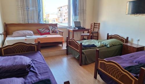 Bed in 4-Bed Mixed Dormitory Room