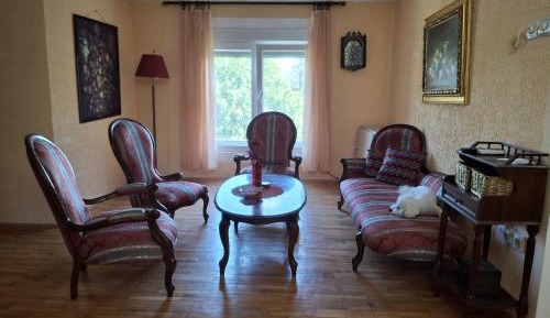 Three-Bedroom Apartment with Balcony