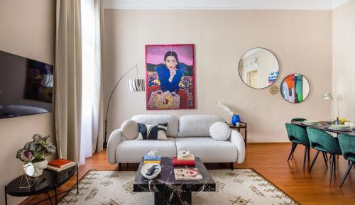 Two-Bedroom Apartment with City View
