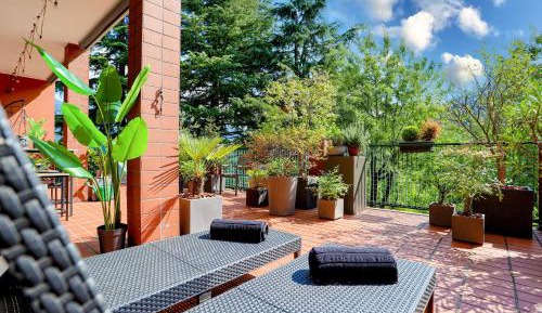 Two-Bedroom Apartment with Terrace