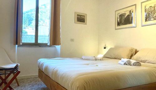 King Room with Mountain View