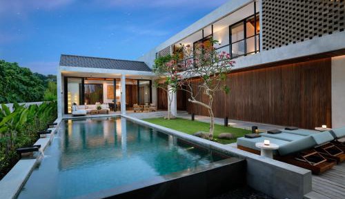 Villa with Private Pool