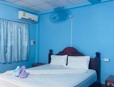 Double Room with Balcony (2 Adults + 1 Child)