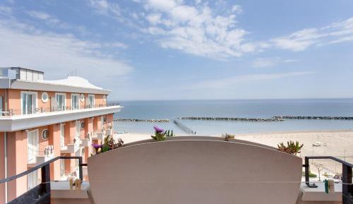 Triple Room with Sea View