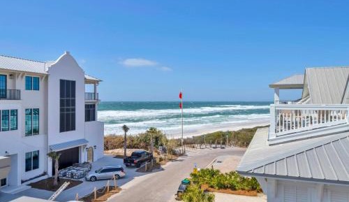 Five-Bedroom Holiday Home