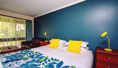 King Room with Spa Bath and Garden View