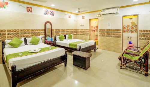 Deluxe Family Room