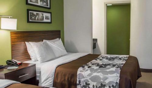 Queen Room with Two Queen Beds - Non-Smoking
