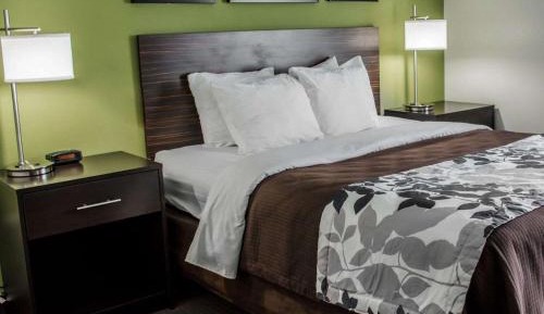 Queen Room - Disability Access/Non-Smoking