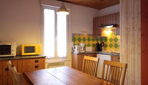 Apartment (4 Adults)