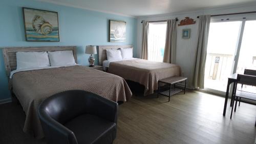 Double Room with Balcony and Sea View