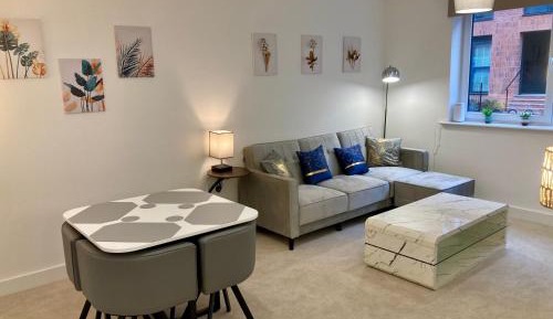 Two-Bedroom Deluxe Apartment