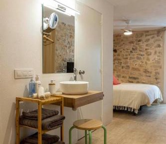 Room #27299810