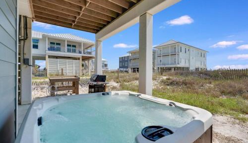 Four-Bedroom Deluxe Home - Oceanfront