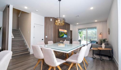 Four-Bedroom Holiday Home