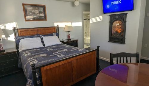 Queen Room