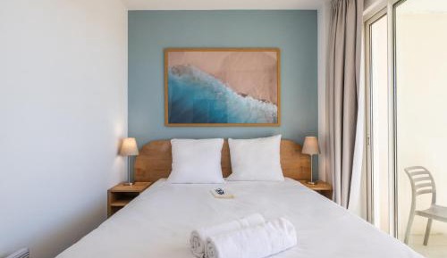 Two-Bedroom Apartment - Sea or Swiming Pool Side