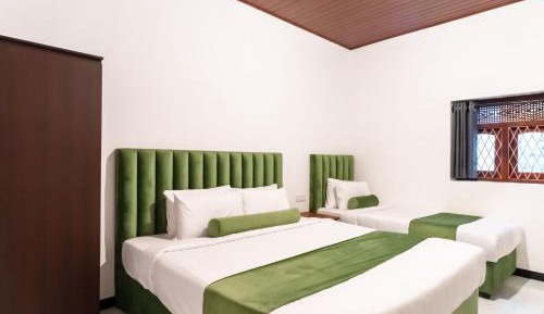 Deluxe Triple Room