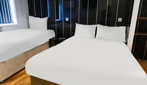 Standard Twin Room