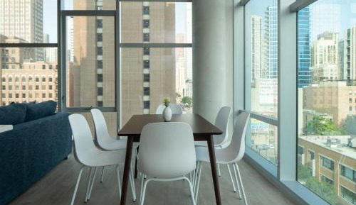 Two-Bedroom Apartment (Self Check-in with Virtual Front Desk)