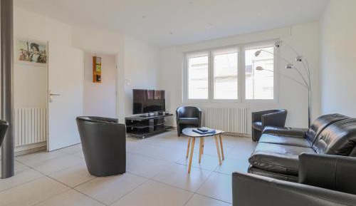 Four-Bedroom Holiday Home