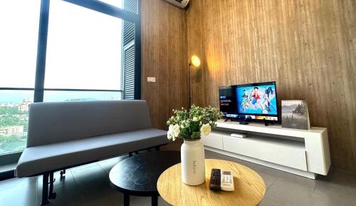 Studio with Balcony