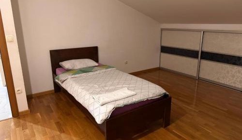 Single Room with Shared Shower and Toilet