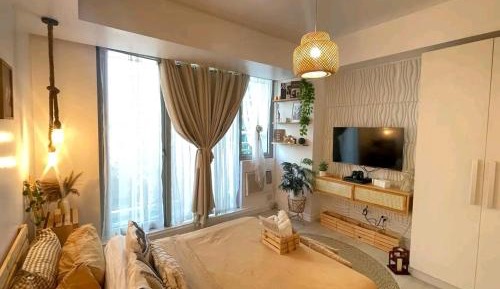 Apartment with Pool View 