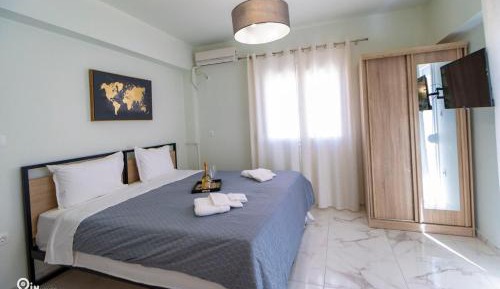 Superior One-Bedroom Apartment with Balcony